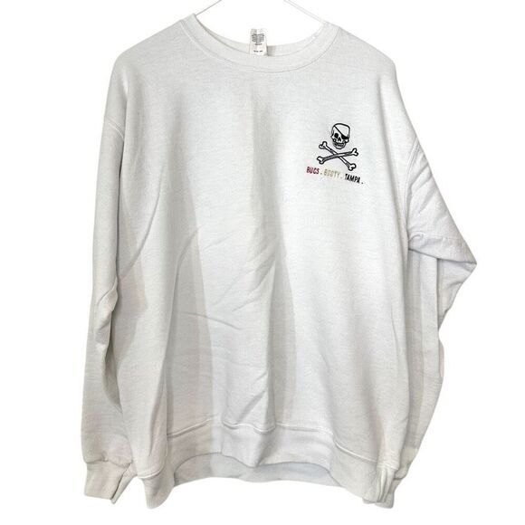 Bucs Booty Tampa Acre8 Apparel Skull Graphic Crew Neck Fleece Pullover Sweatshir - Picture 1 of 5